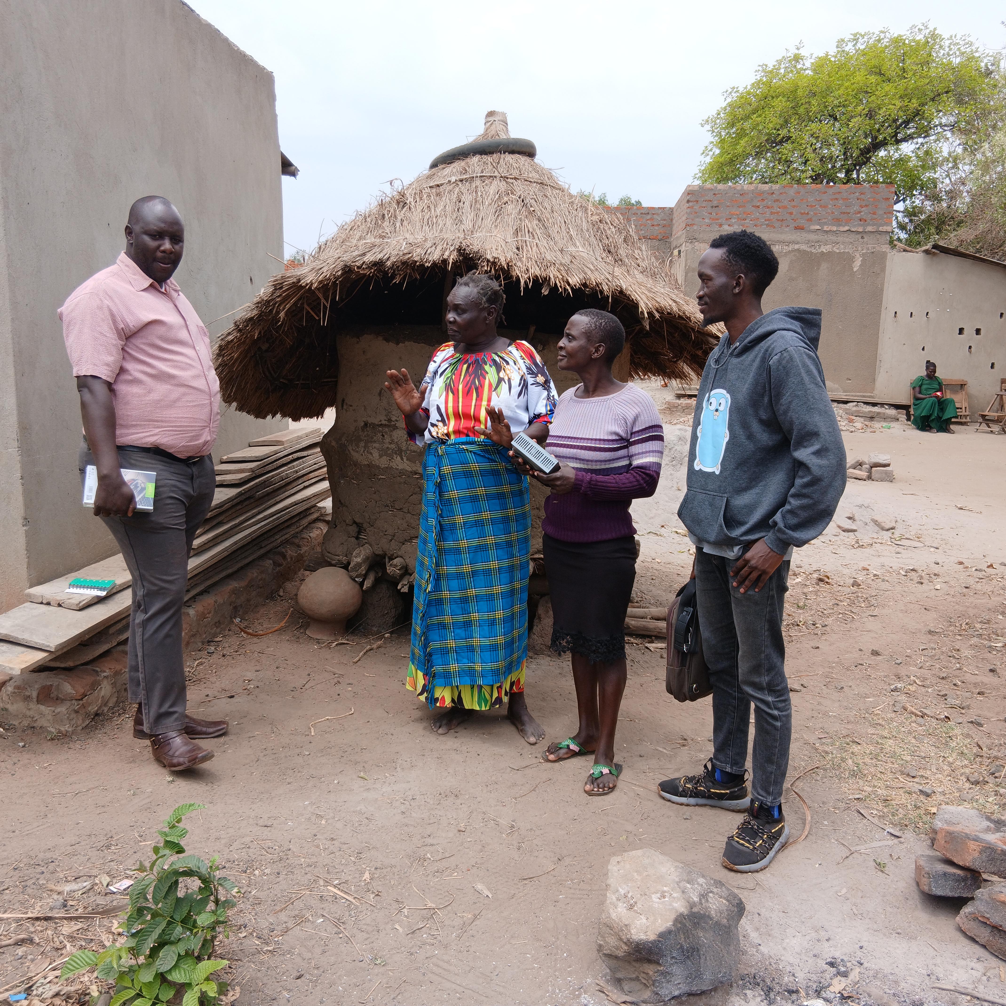 Lira Store 1 Image 3